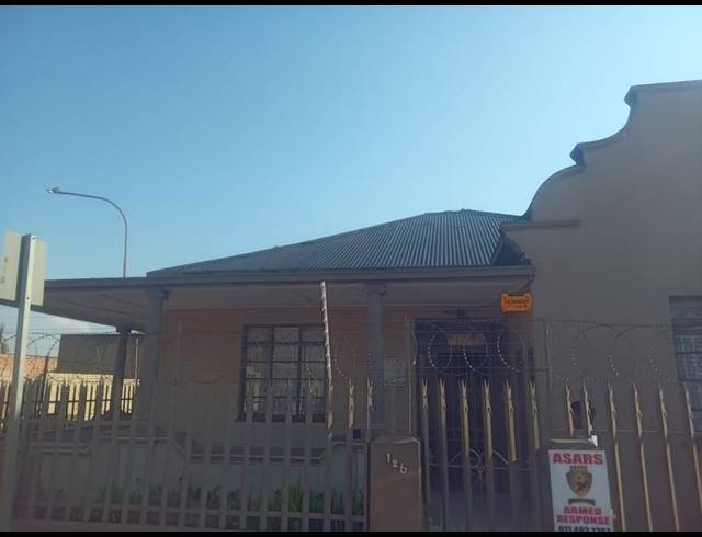 14 BEDROOM HOUSE FOR SALE IN BRIXTON